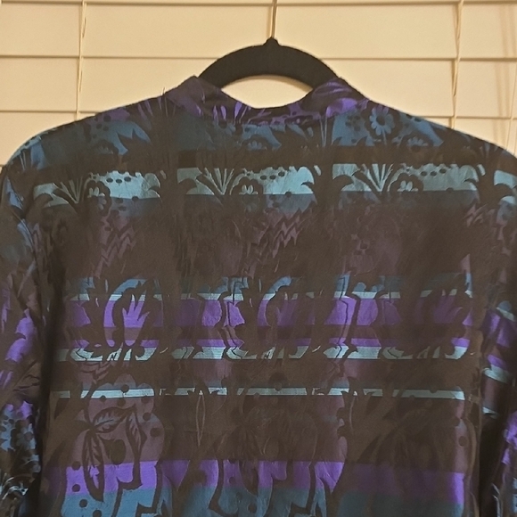 Chico's DESIGN Silk Black and Blue 3/4 Sleeve Button Down Blouse - Picture 8 of 15